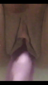Fucking my phat ass pussy under water