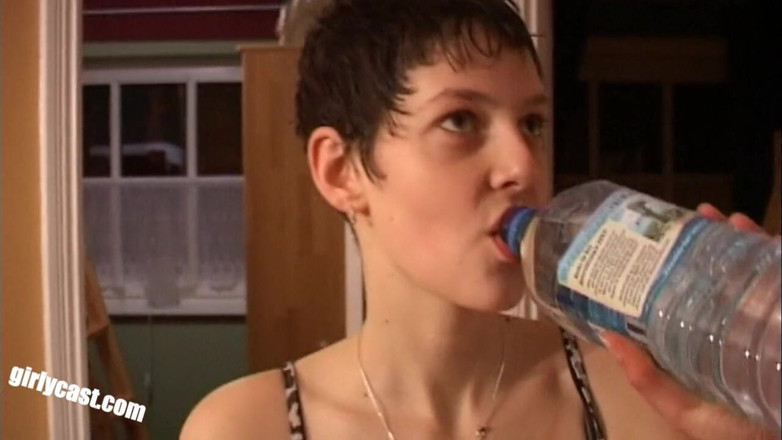Girlycast: Hardcore-Party - Steffie B. zum ersten mal vor der kamera