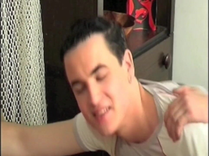 Young straight boy masturbation: Fabio genç heteroseksüel adam bir eşcinsel tarafından emiyor
