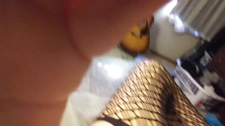 Fickna: Alex eats Addy's pussy