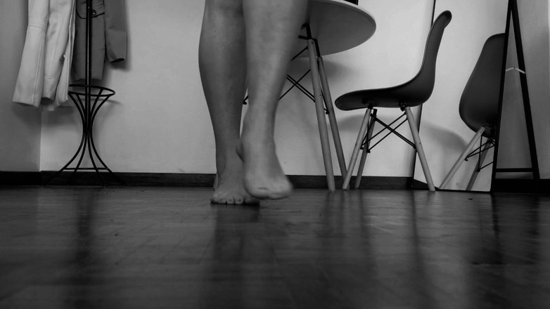 Kinky Lyrical: Piedi e musica