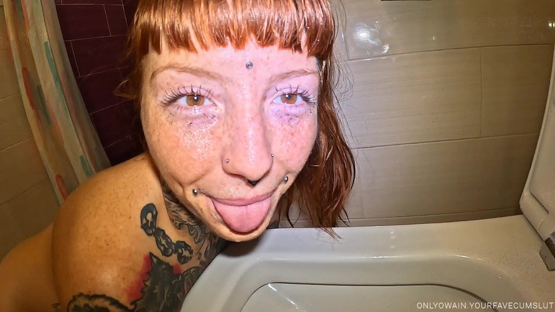 Yourfavecumslut: 小便饥渴的荡妇被用来发泄