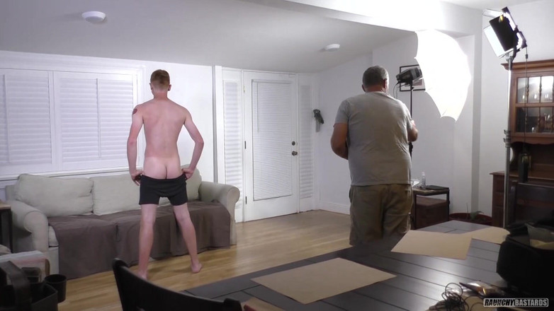 Raunchy Bastards: Tati are parte de prima scufundare