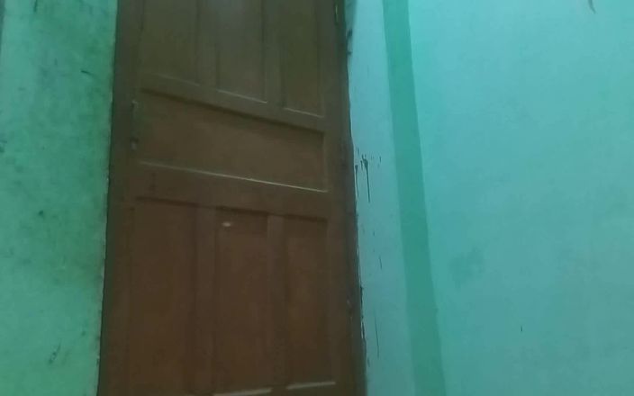 Pooja Sexy: Village Desi mooie Bhabhi genieten met een harde pik