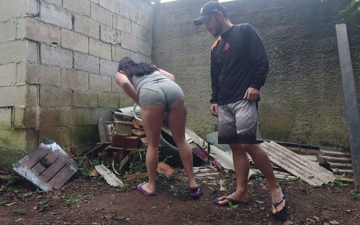 Jennyferpimenta: Eating a Girl at a Party, in the Back of...
