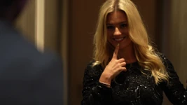 Pantat alice dientot untuk pertama kalinya