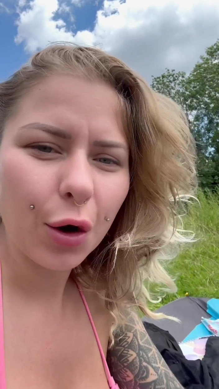 Easterneurope12: Solo Squirting in Public