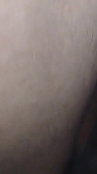 Mi toro me folla duro y hace que mi coño sea muy cremoso antes de ser de creampie