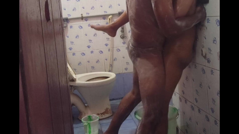 VillageBlackfairy: Banyo seksi