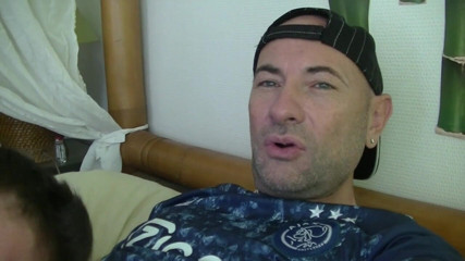 Jess Royan XXX: Futută fără prezervativ de un geamăn heterosexual pentru distracție