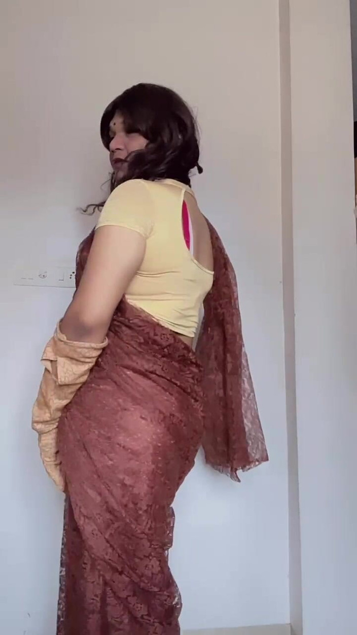 ModelMona14: Mona bottom, transvestörtin, sari