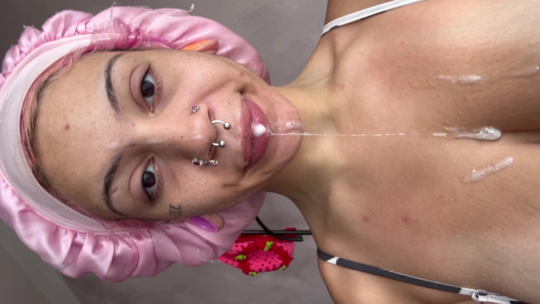Nali Marie: POV - เล่นน้ําเงี่ยนใส่หน้า, สโลว์โมชั่น, เด้งนม, ยิงน้ําเงี่ยนครั้งใหญ่