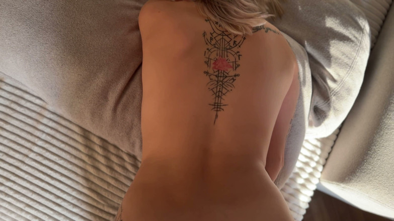 Vik1one: She Positioned Her Ass Beautifully for My Cock.