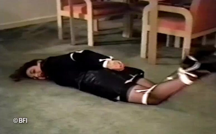 Art of Bondage: Nach bondage fragen