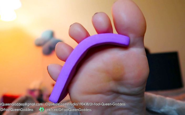 Dr. Foot Queen Goddess: Роспись ногтей (серый), часть 6