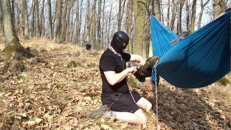Master Dansan: Pies en forrest.