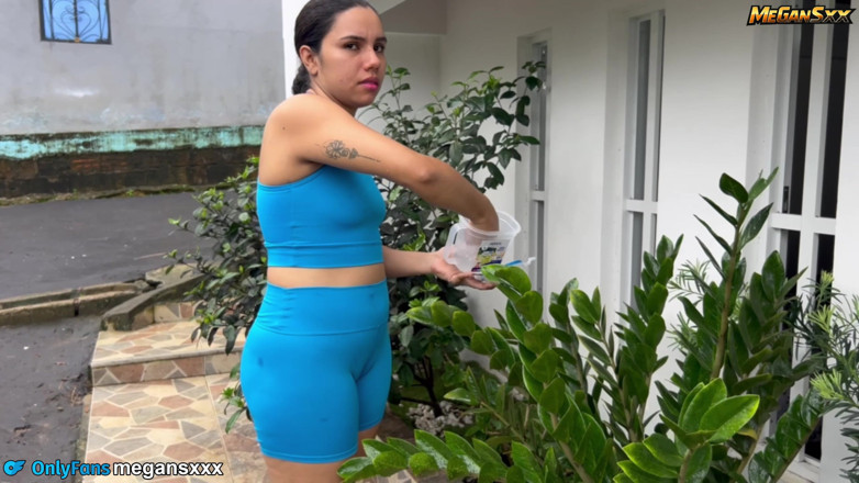 MadJouleXxx: My Neighbor Is Seeing My Flowers.