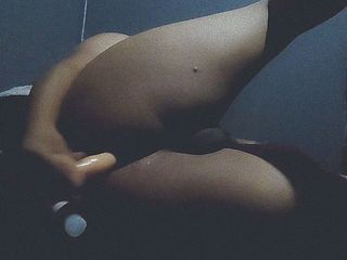 ELCULOGORDO: Using a Dilator and My Favorite Dildo