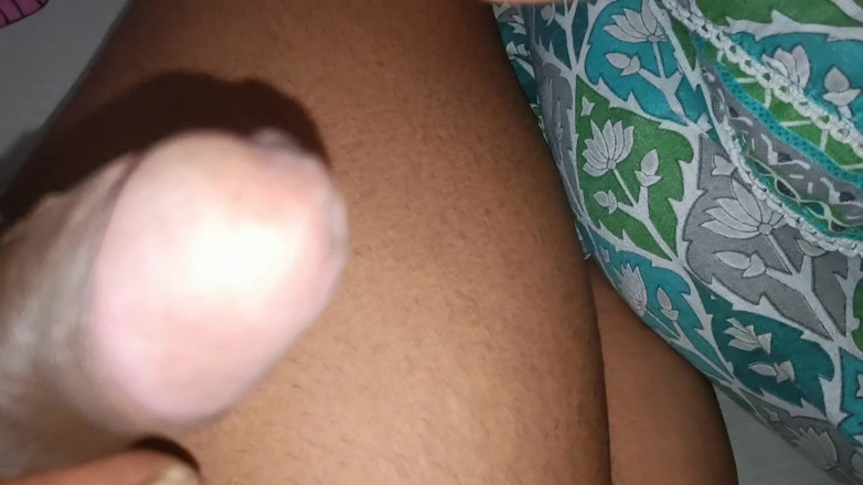 Catchybusty: Цицькаста дівчина сільської тінки дуже хоче сексу зі своїм зведеним братом