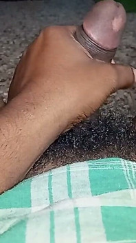 Aku ngentot memekku tanpa kondom dan nyepong kontol besar