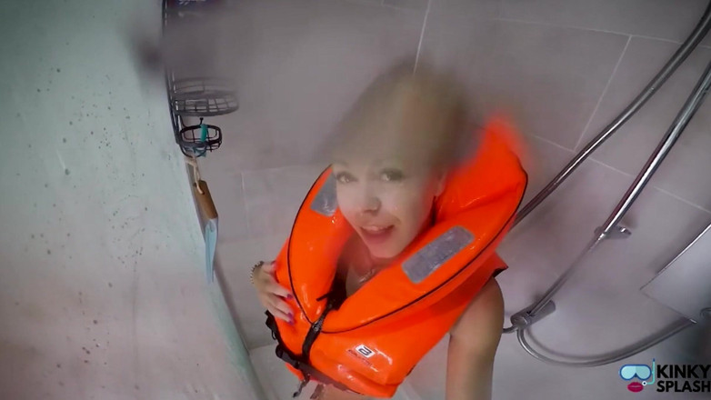 UKCuteGirl Lucy Lauren: Steamy Lifejacket Shower