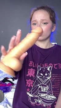 Anal oyun - tıkaçlar, dildolar, anal delik genişletme