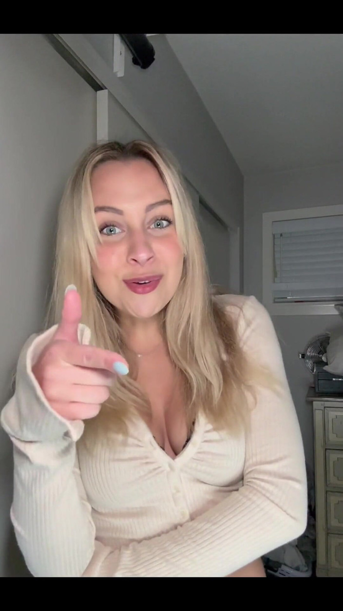 Tiffstreatsxoxo: I Am a Total Size Queen