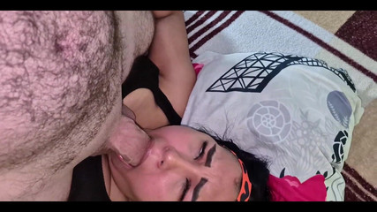 Pikaa6: Dávám své přítelkyni těžký čas, protože je děvka a šuká spoustu mužů,...