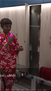 Uma série de mudanças - Billy se divertiu com as meninas ... Fuk Mi e Martha foram fodidas na loja de tatuagem