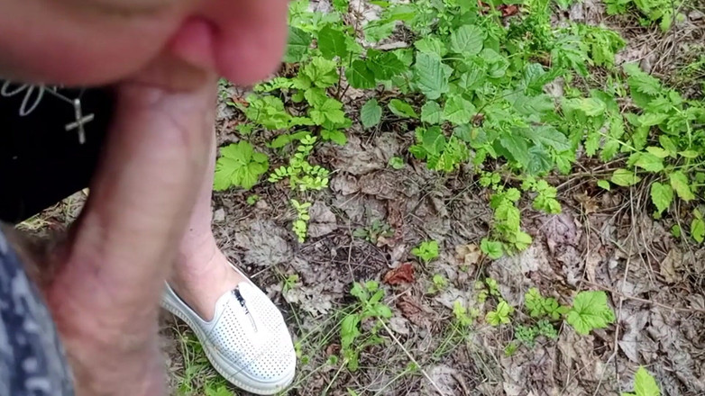 Zona901: A Friend Sucks My Dick in a Park and Swallows...