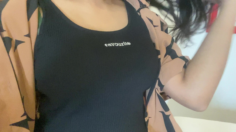 Indian beautiful girl: Před 5 sekundami byl v mé kundičce čůrák