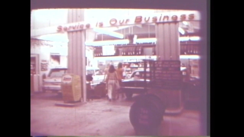 Vintage Megastore Full hd: Abusive Mechanics