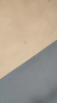 臭工人。汗流漉漉的奶酪男人臭小便恋物癖