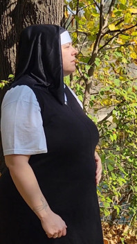 Schwangere nonne rauchen