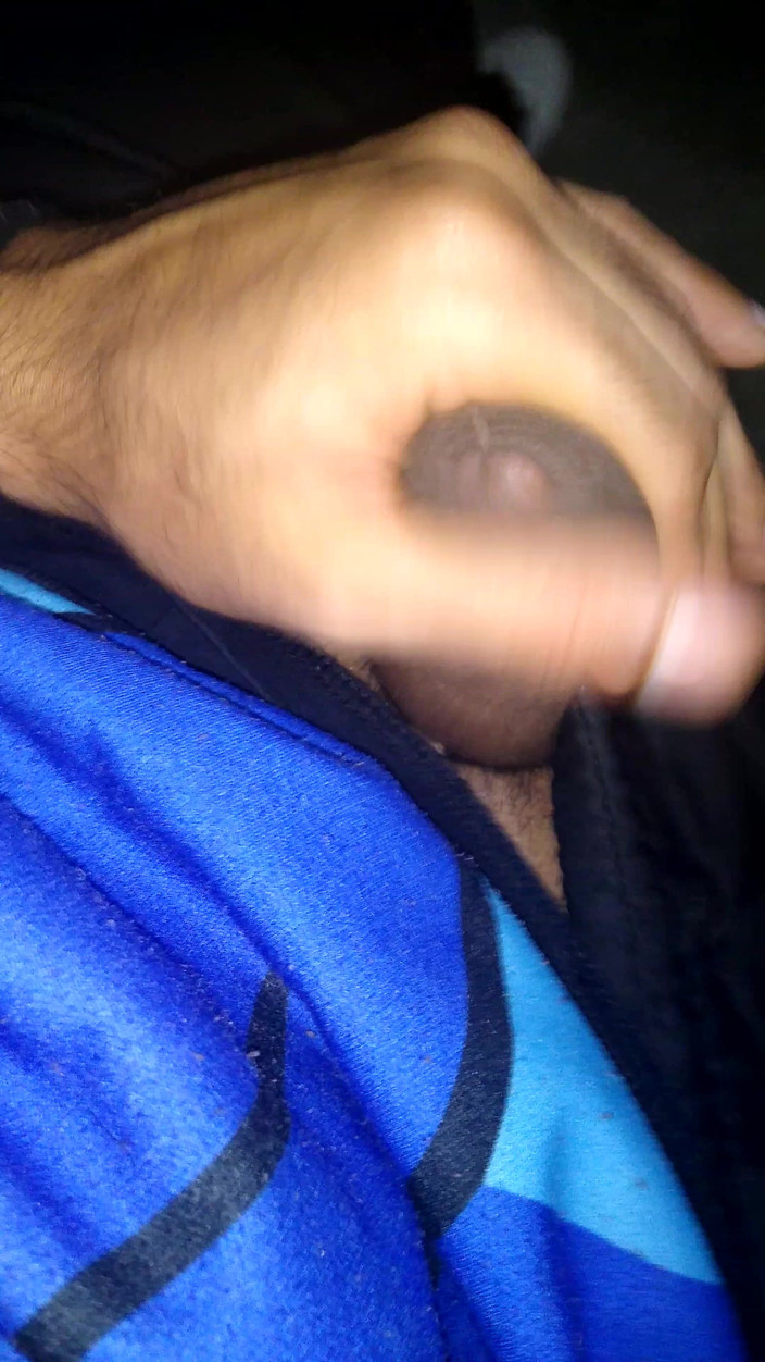 AlexAlejandro13: Melemparkan susu ke sofa