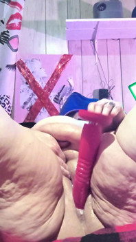 발정난 뚱뚱한 정액을 핥는 카우걸 모자