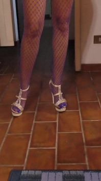 Stepmom fucked hard and milk creampied by a wild guy, meeting in hotel