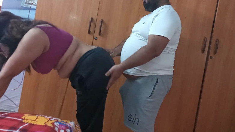 aliabegum: Azgın kız arkadaş onu sikmek için erkek arkadaşını aradı