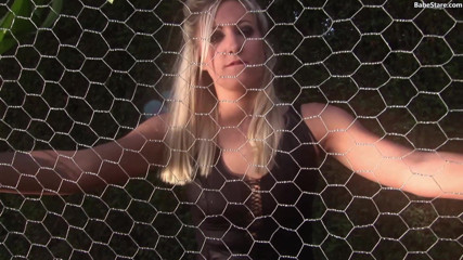 Babe Stare: Lesbiene sălbatice în sălbăticie