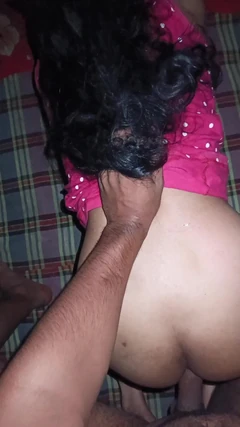 "Utangaç köylü kızdan anal kraliçeye - Bengalli güzellik serbest bırakiliyor"