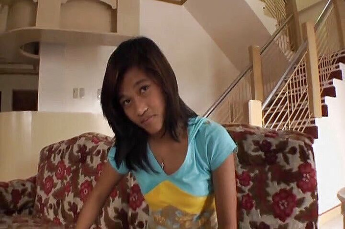 Asian Cuntz: Красивую восточную тинку жестко трахнули на секс-пробах