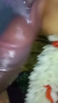 Une femme au foyer tamoule infidèle se fait baiser