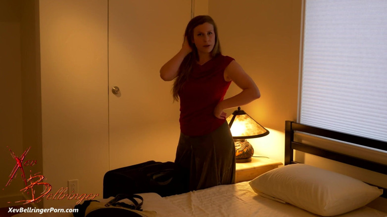 Xev Bellringer: Fucking Your Stepmother in Bed