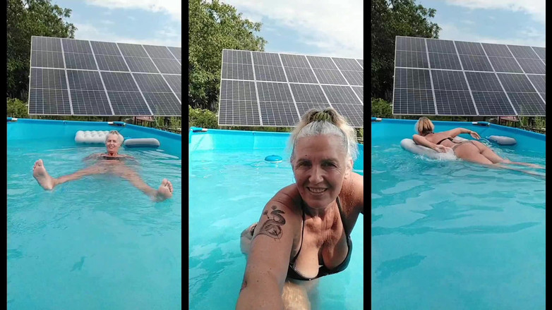 Lukerya: Dona de casa gostosa Lukerya relaxa