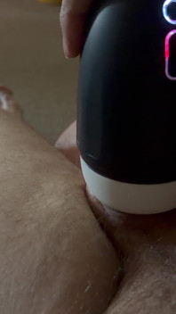 Doar o masturbare rapidă cu jucărie