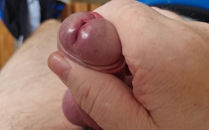 Pellefnatt: Baba küçük yarağıyla oynamayı seviyor