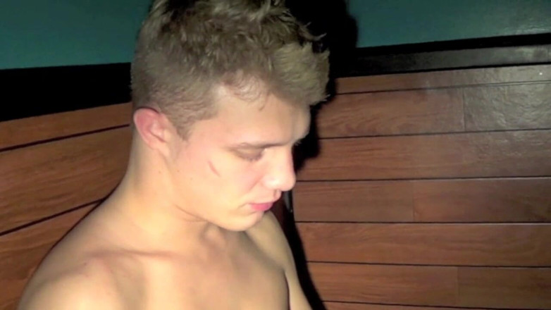 Gaybareback: Slut fucked by Kameron Frost