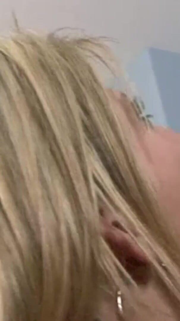 40 Yr Old Housewife Sara Jay Sucking a BBC and Bouncing Oiled Boobs and Booty (Hardcore havoc) 40 Yr Old Housewife Sara Jay Sucking a BBC and Bouncing Oiled Boobs and Booty (Hardcore havoc)