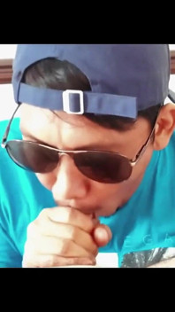 Losing a Bet, I Had No Choice but to Blow My Straight Friend