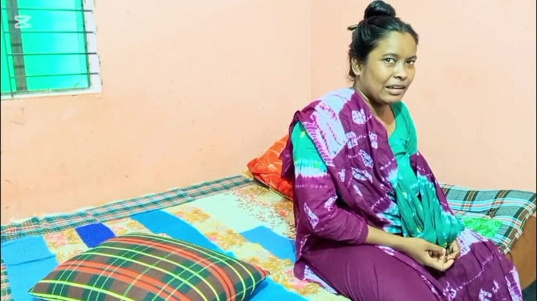 Riyamoni: Saya Berkongkek dalam Gaya Doggy Dari Kekasih India